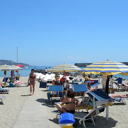 Sabbie D'oro Szálloda 4*